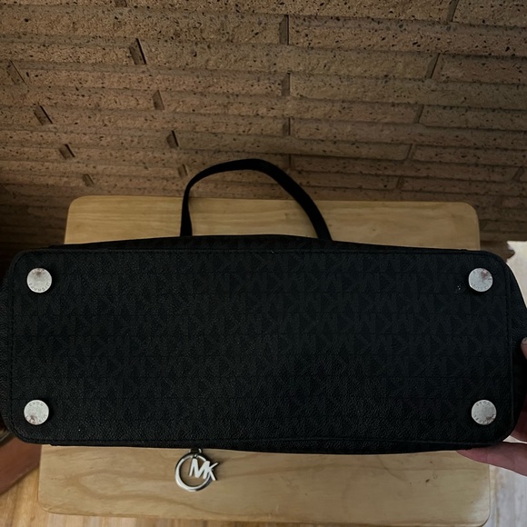 Michael Kors large black bag - Picture 3 of 4